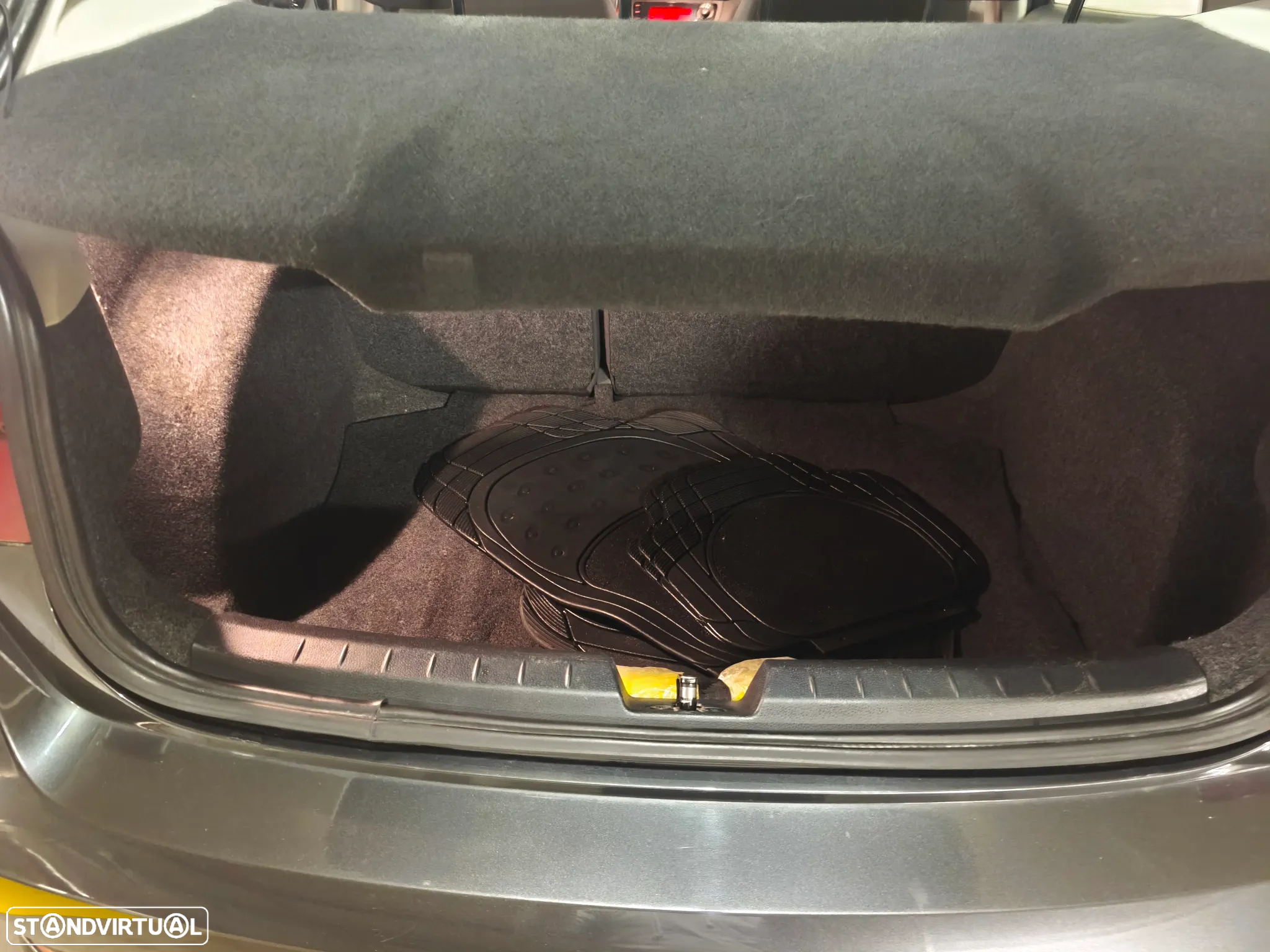 SEAT Ibiza 1.6 TDI Style DPF - 20
