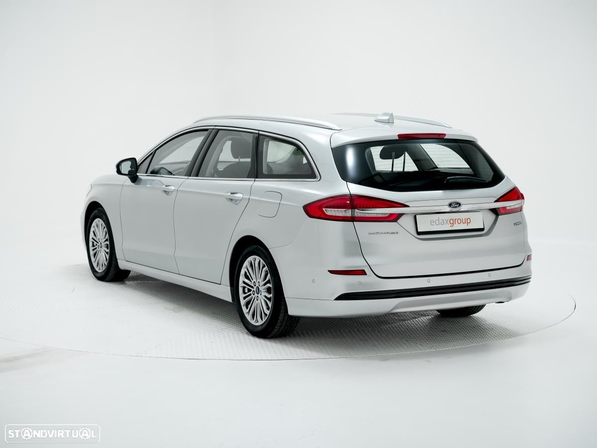 Ford Mondeo SW 2.0 HEV Titanium - 3