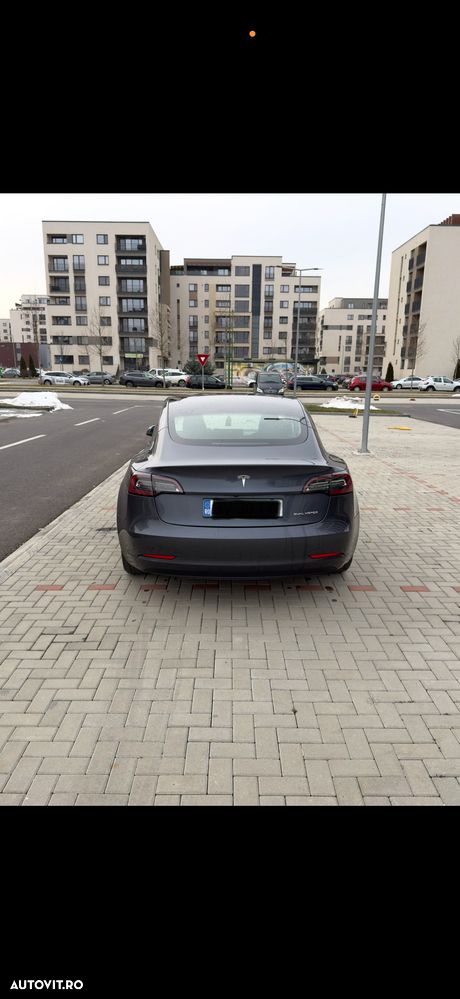 Tesla Model 3 Langstreckenbatterie Allradantrieb Dual Motor - 4
