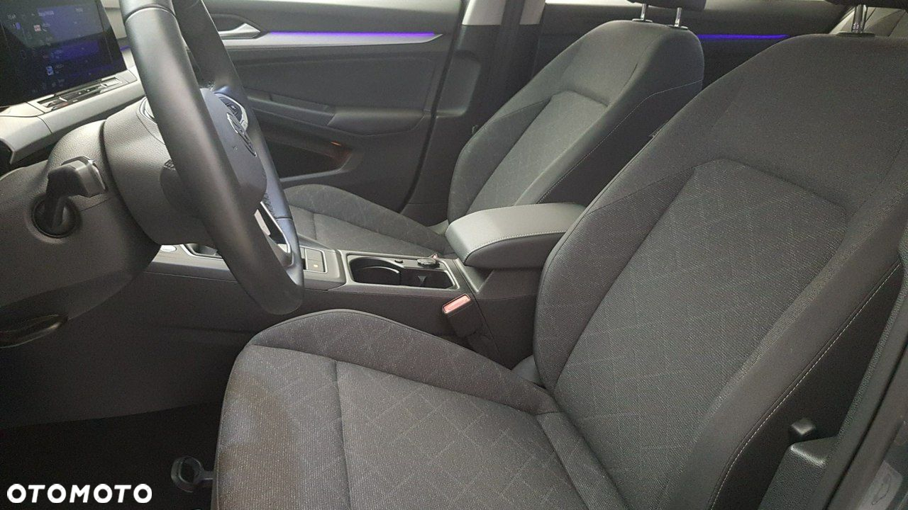 Volkswagen Golf - 20