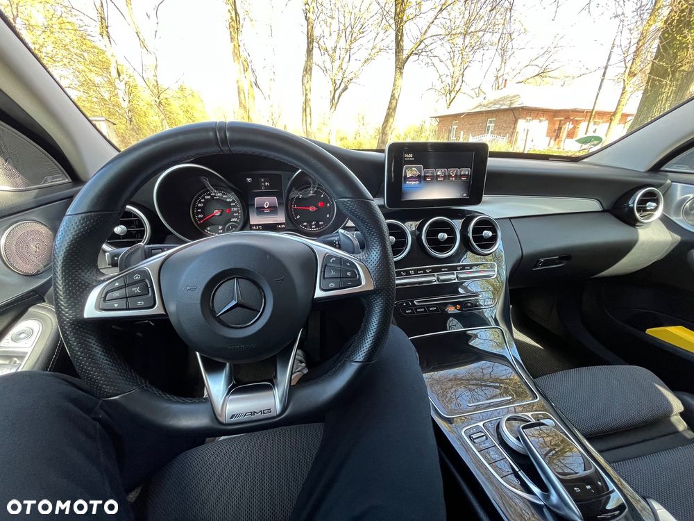 Mercedes-Benz Klasa C 200 (BlueTEC) d 7G-TRONIC AMG Line - 16