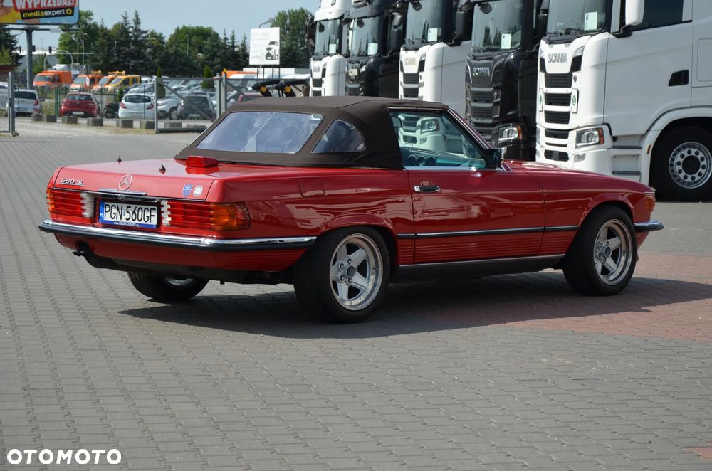 Mercedes-Benz SL - 9