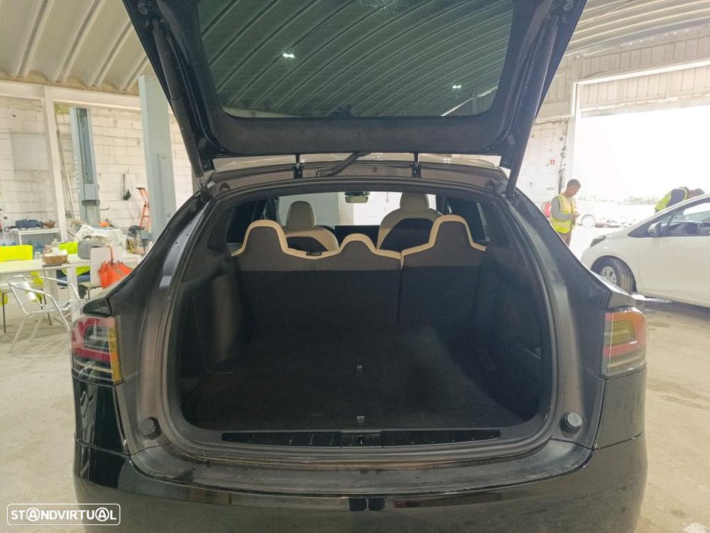Tesla Model X Long Range AWD - 12