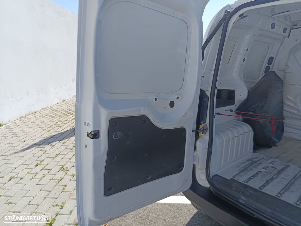 Citroën Nemo 1.4 HDi - 17