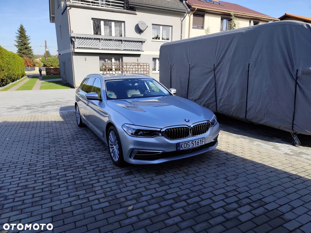 BMW Seria 5 520d Luxury Line - 4