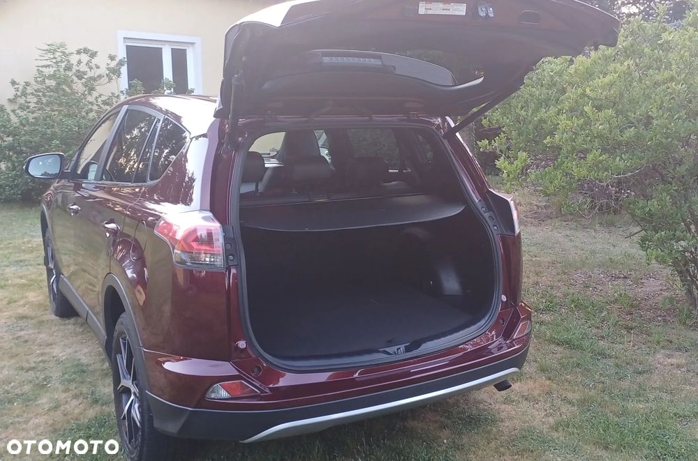 Toyota RAV4 2.0 D-4D Style 4x2 - 18
