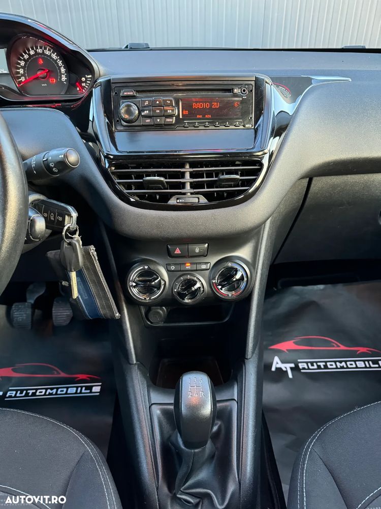 Peugeot 208 PureTech 68 Urban Move - 10