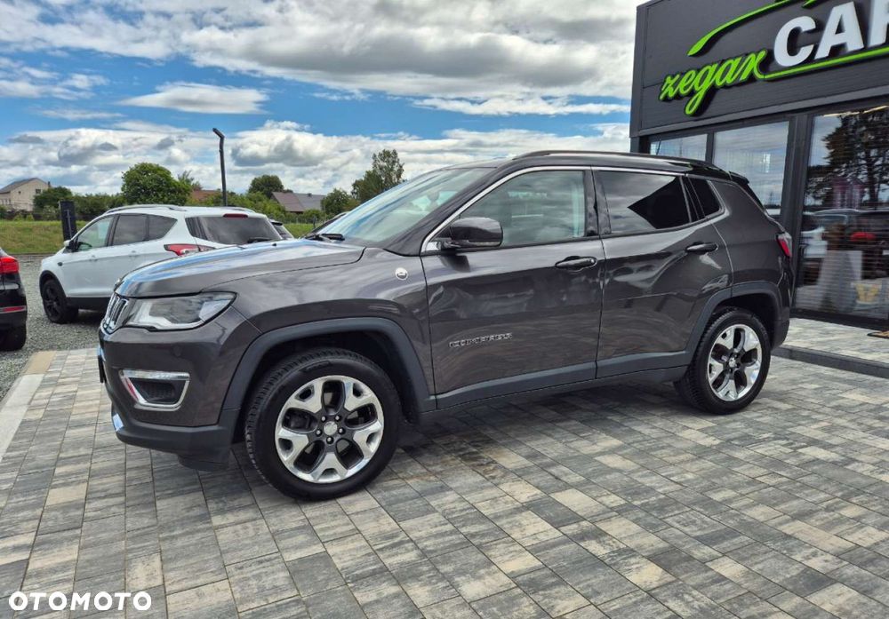 Jeep Compass - 30