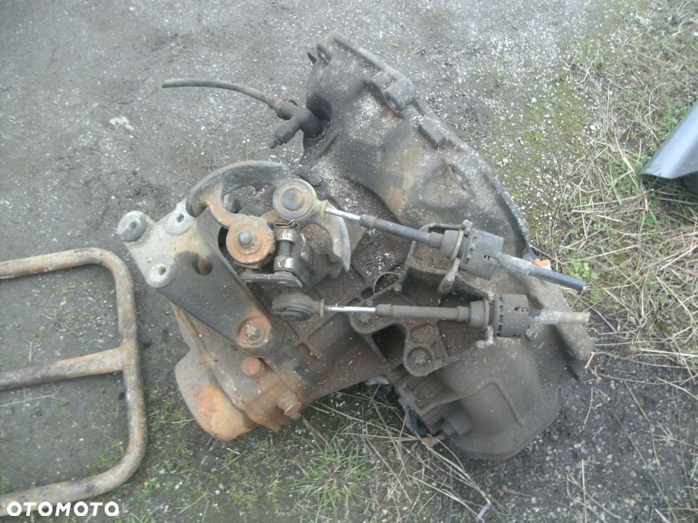 skrzynia biegow opel zafira b astra h f17c419 - 3