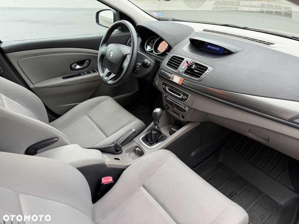 Renault Megane 1.6 16V Expression - 10