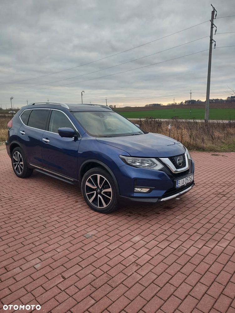 Nissan Rogue - 1