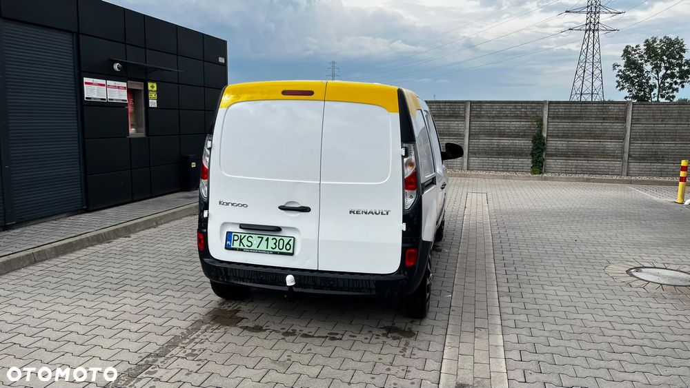 Renault 4 E-Tech - 8