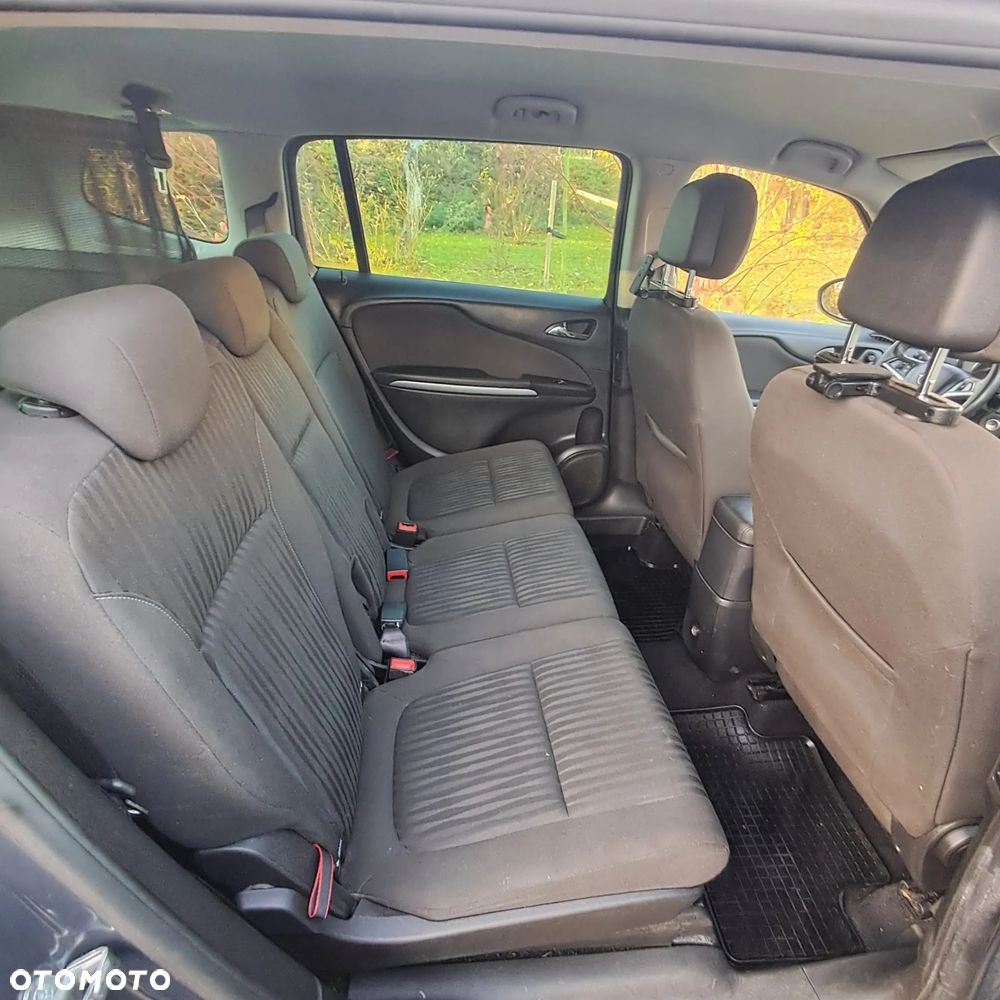 Opel Zafira Tourer 2.0 CDTI Edition - 19