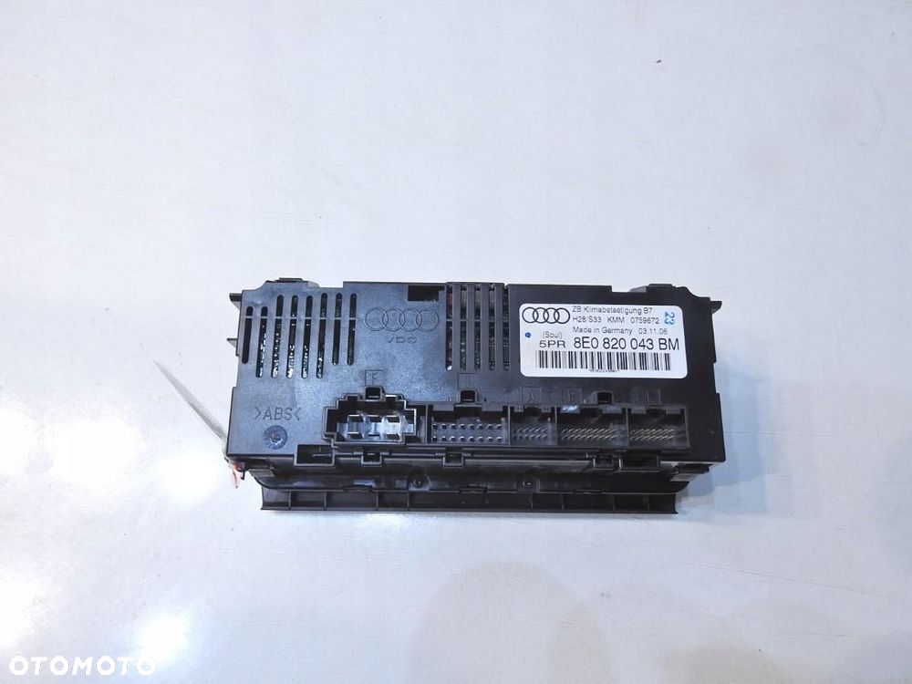PANEL STEROWANIA KLIMATYZACJĄ AUDI A4 B7 8E0820043BM - 3