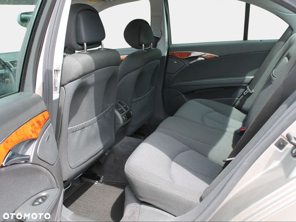 Mercedes-Benz Klasa E 350 7G-TRONIC Avantgarde - 8