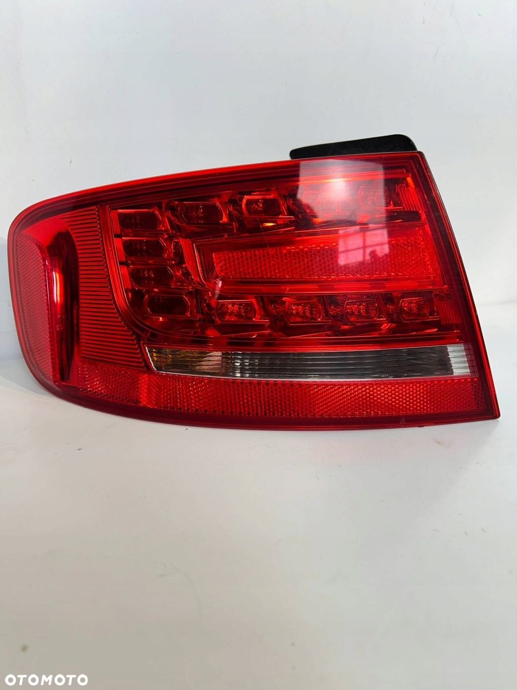 Audi A4 S4 B8 8K 2011 8K5 945 095 K Lampa tylna Lewa strona SEDAN LED - 1