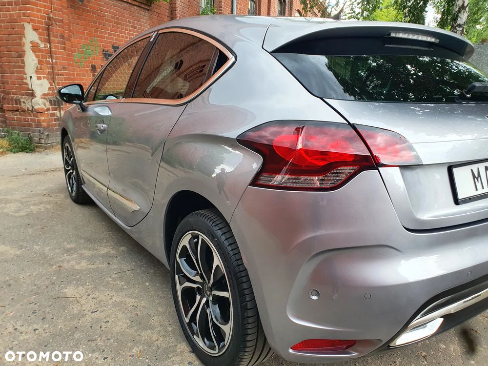 DS Automobiles DS 4 - 7