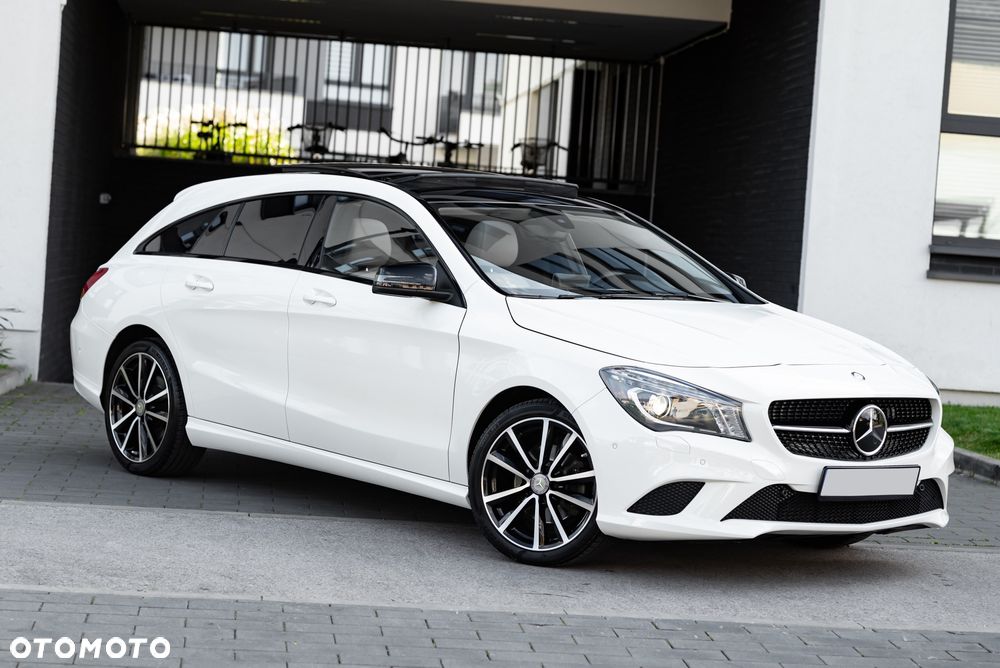 Mercedes-Benz CLA Shooting Brake 200 7G-DCT AMG Line - 6
