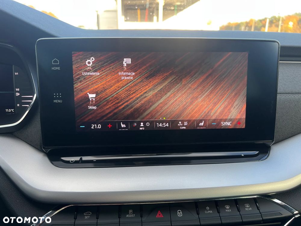 Skoda Octavia 2.0 TDI DSG Style - 35