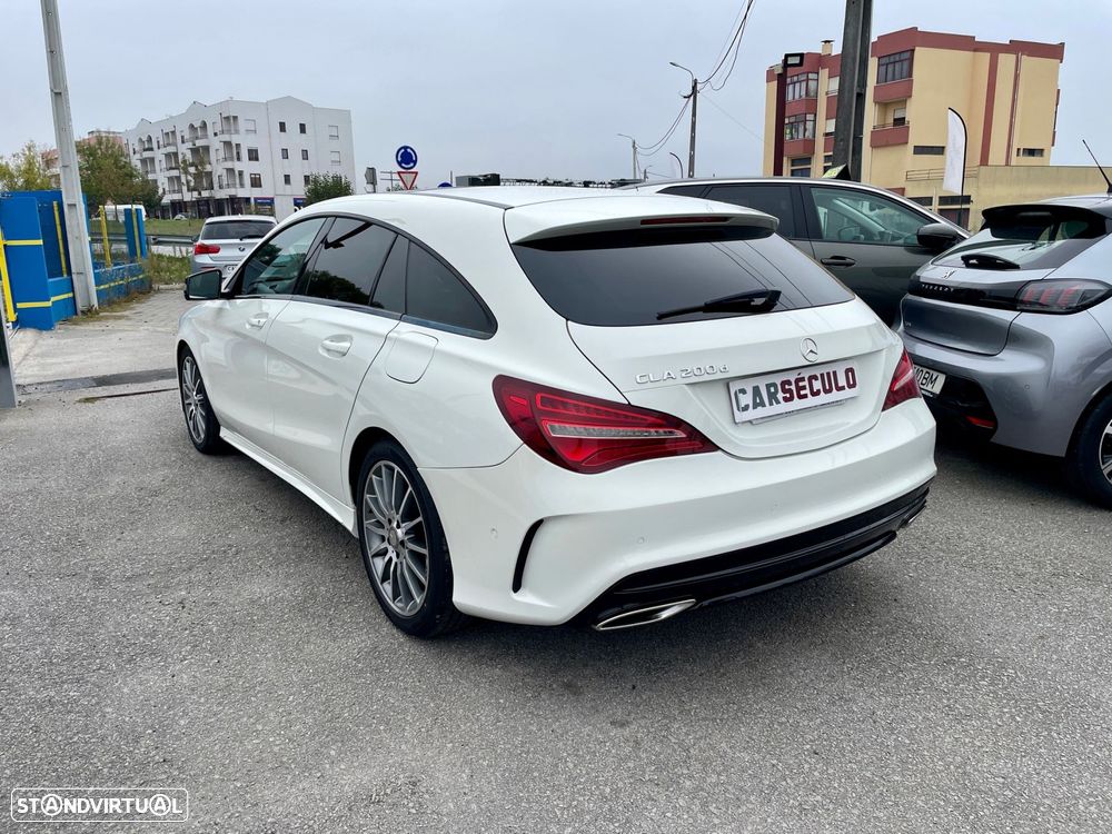 Mercedes-Benz CLA 200 - 4