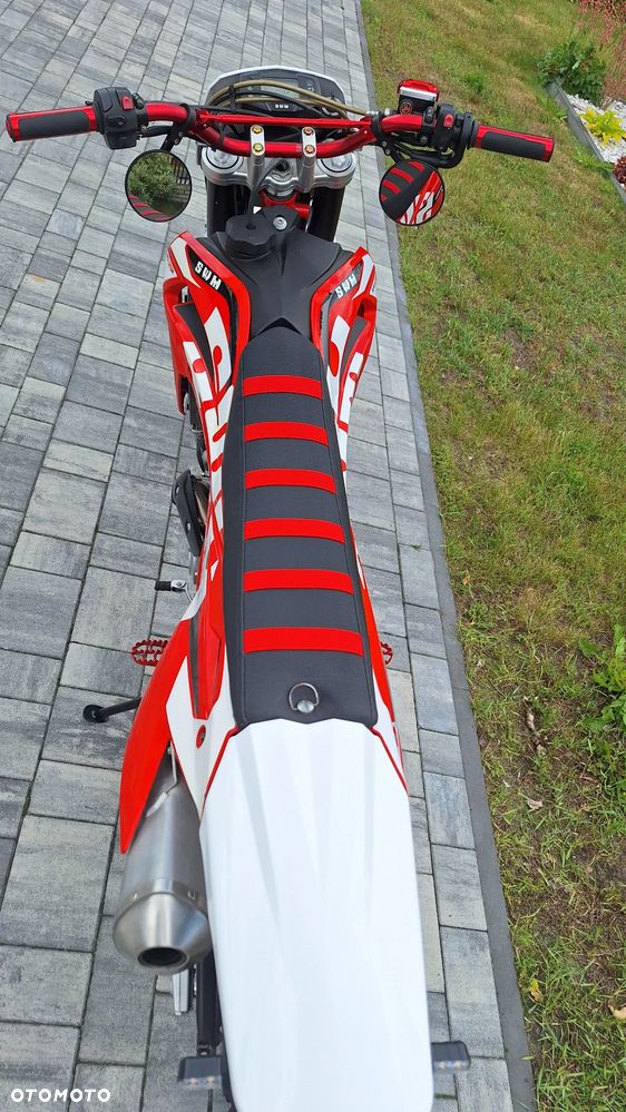 SWM RS 125 R - 12