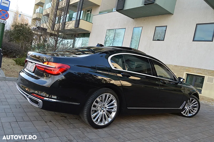 BMW Seria 7 740Ld xDrive - 22