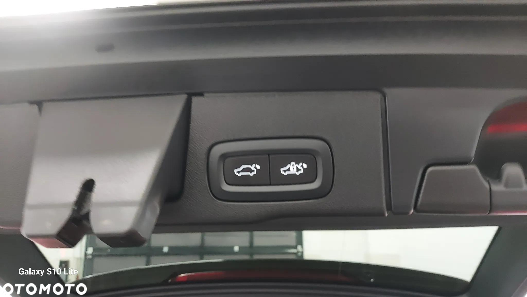 Volvo XC 60 B4 D Plus Dark - 10