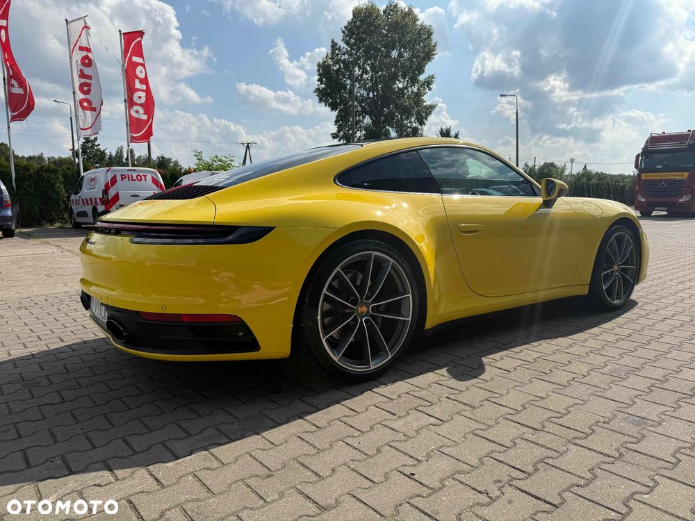 Porsche 911 Carrera S - 5