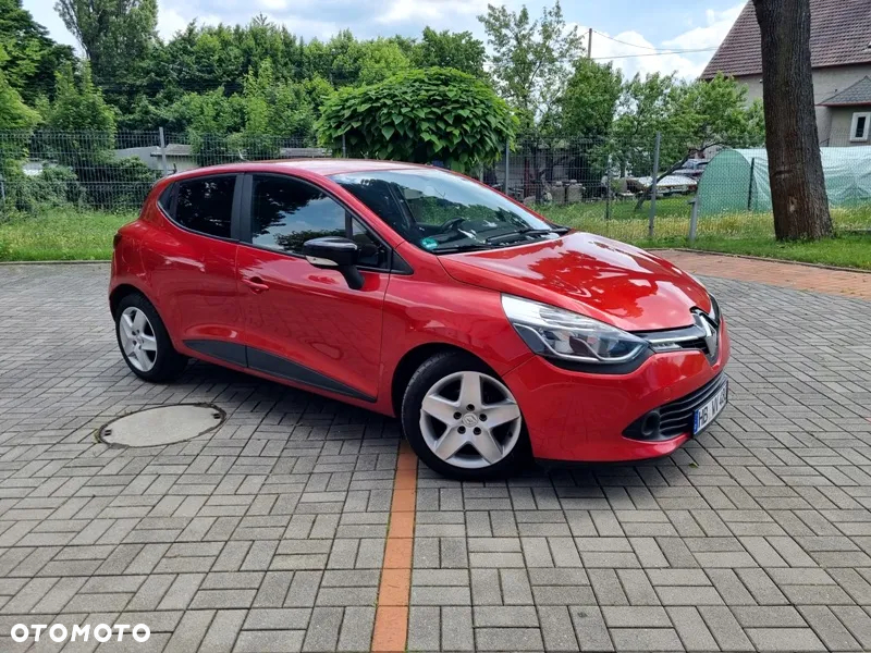 Renault Clio 1.2 16V 75 TomTom Edition - 11