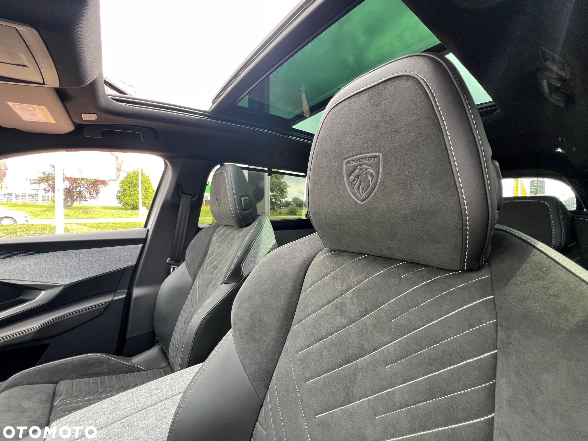 Peugeot 5008 1.2 PureTech mHEV GT S&S e-DCS6 - 15