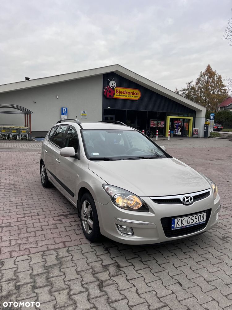 Hyundai i30 1.6 Comfort EU5 - 1