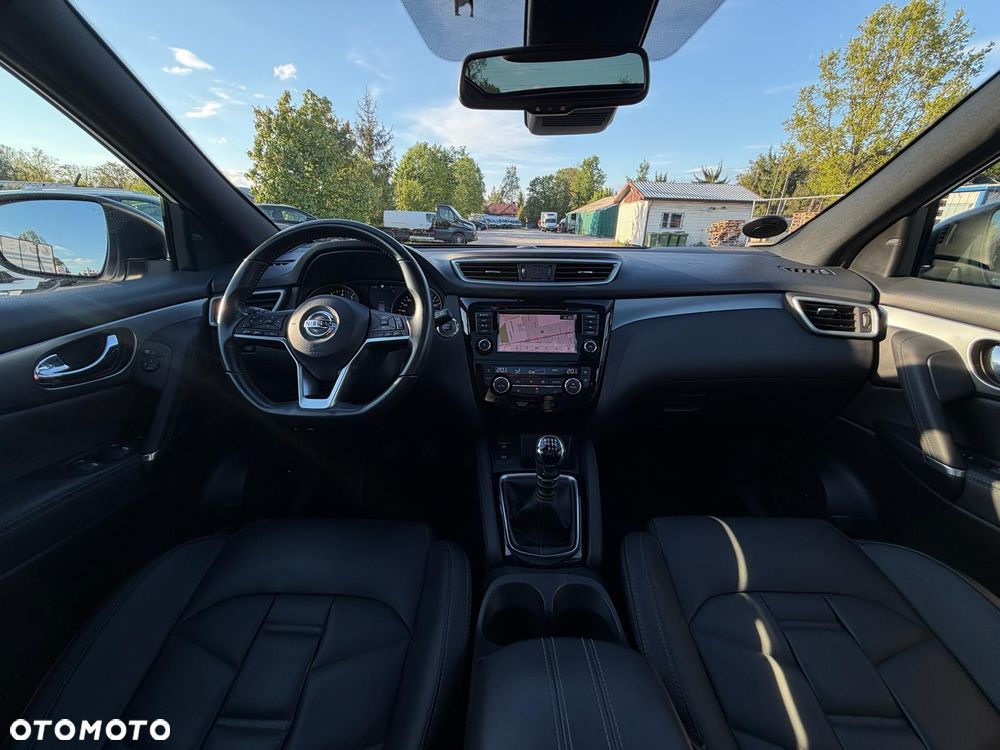 Nissan Qashqai 1.3 DIG-T Tekna+ - 26