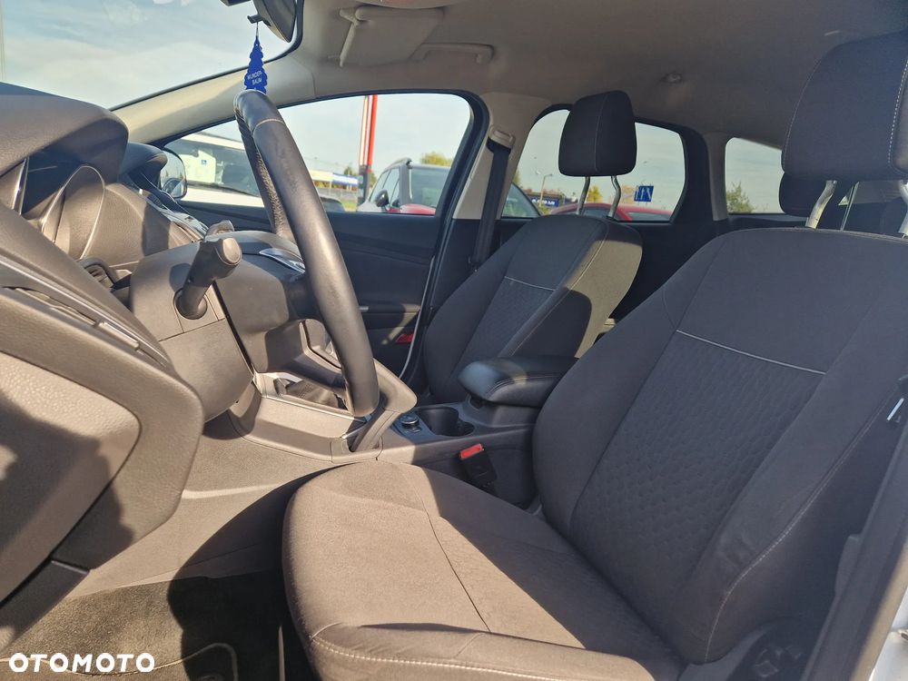 Ford Focus - 11