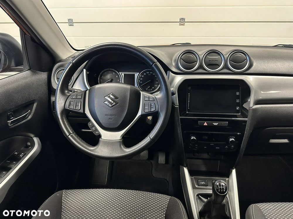 Suzuki Vitara - 8