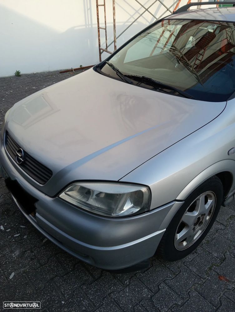 Opel Astra Caravan - 5