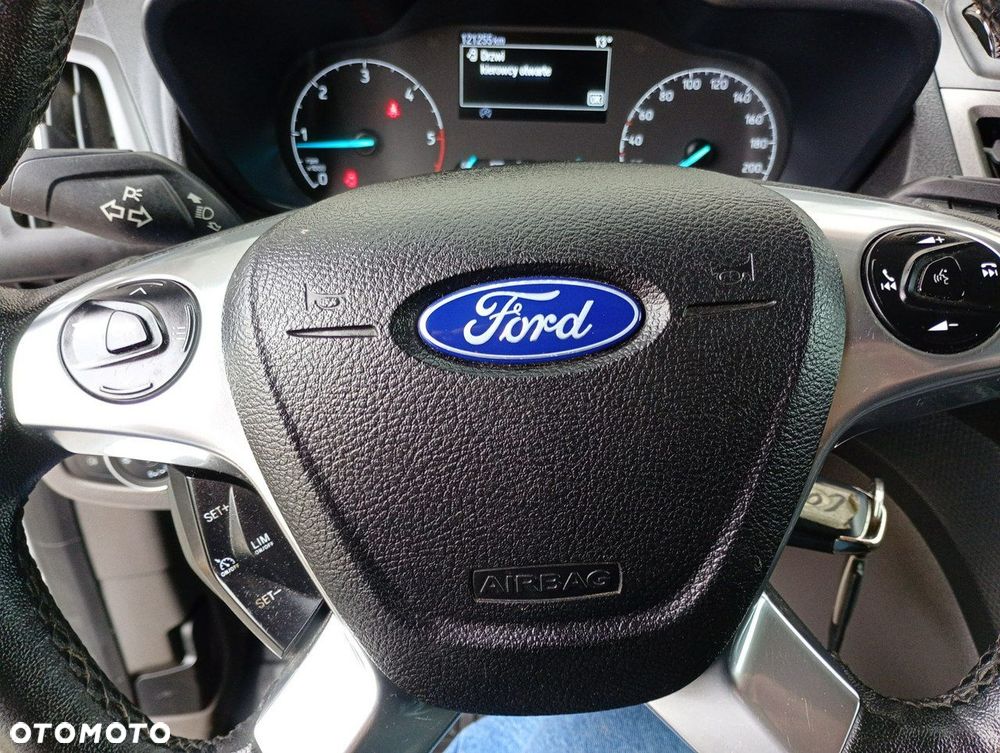 Ford Connect - 11