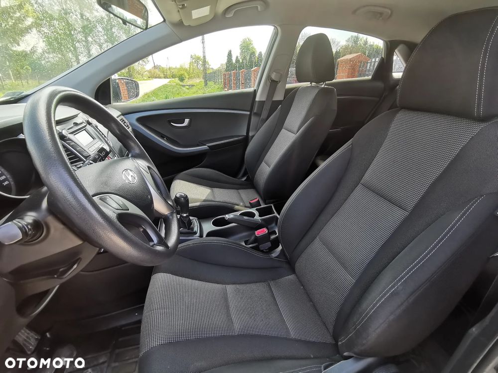 Hyundai i30 1.4 Comfort - 10