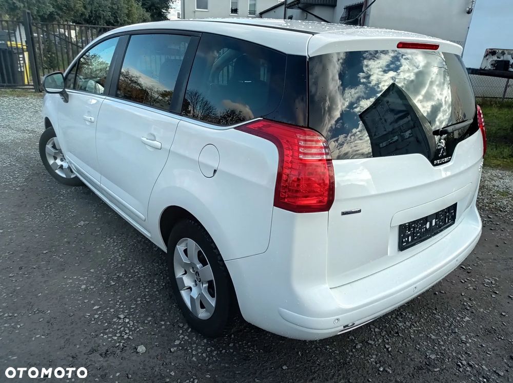UWAGA ! 2017 PEUGEOT 5008 BENZYNA 131PS KLIMATRONIC NAVI ALU18 MALE KM I WLASC PL - 4