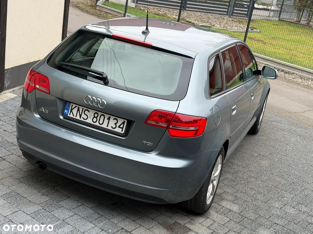 Audi A3 Sportback 1.6 TDI Ambiente - 37