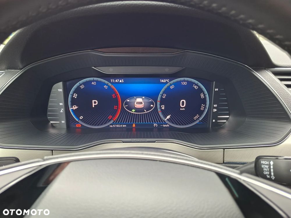 Skoda Superb 2.0 TDI SCR Style DSG - 24