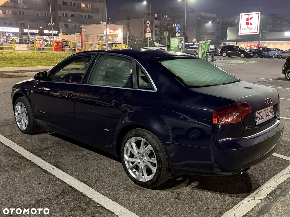 Audi A4 Limousine