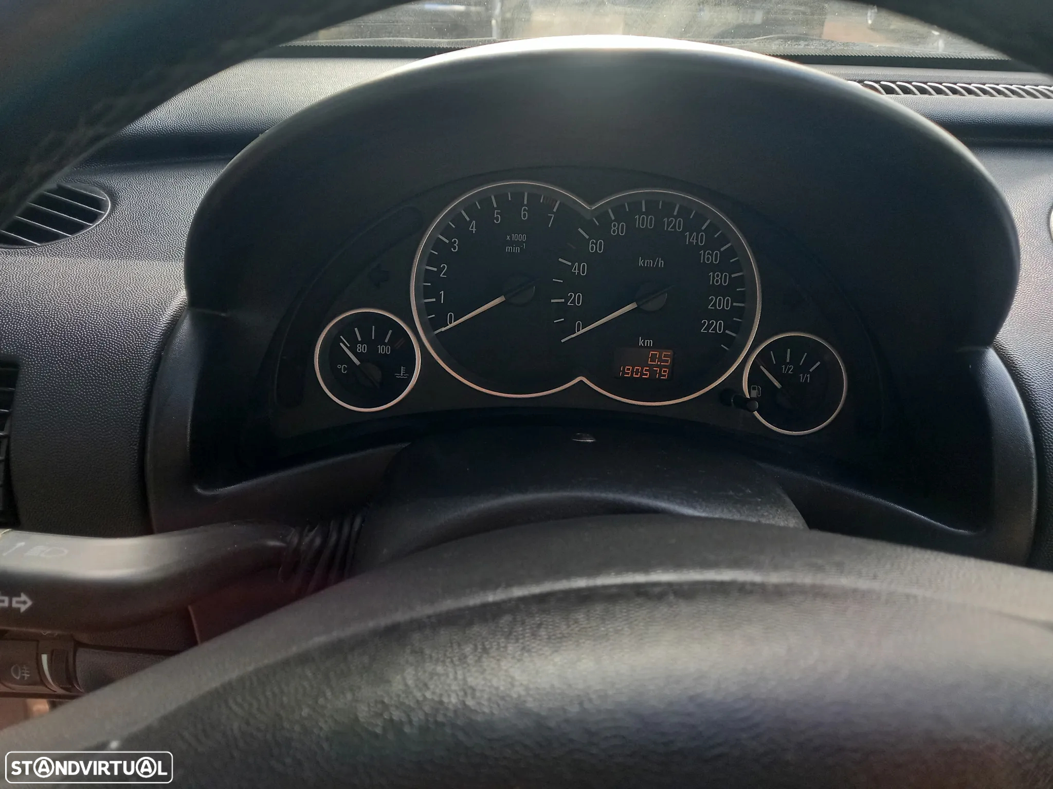 Opel Corsa 1.2 16V Confort - 11