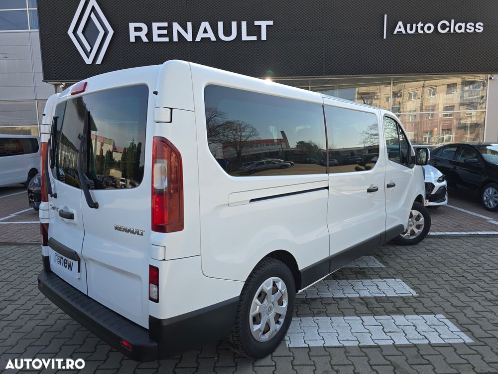 Renault Trafic 2.0 Blue dCi 150 EDC S&S L2 8+1 Zen - 2
