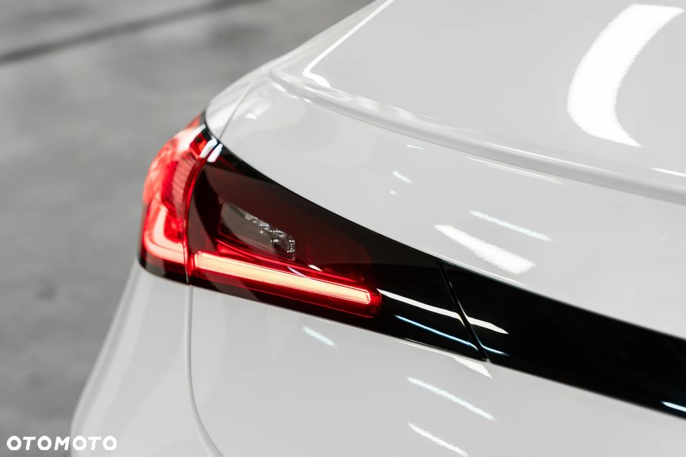 Mercedes-Benz CLE 300 mHEV 4-Matic AMG Line - 25