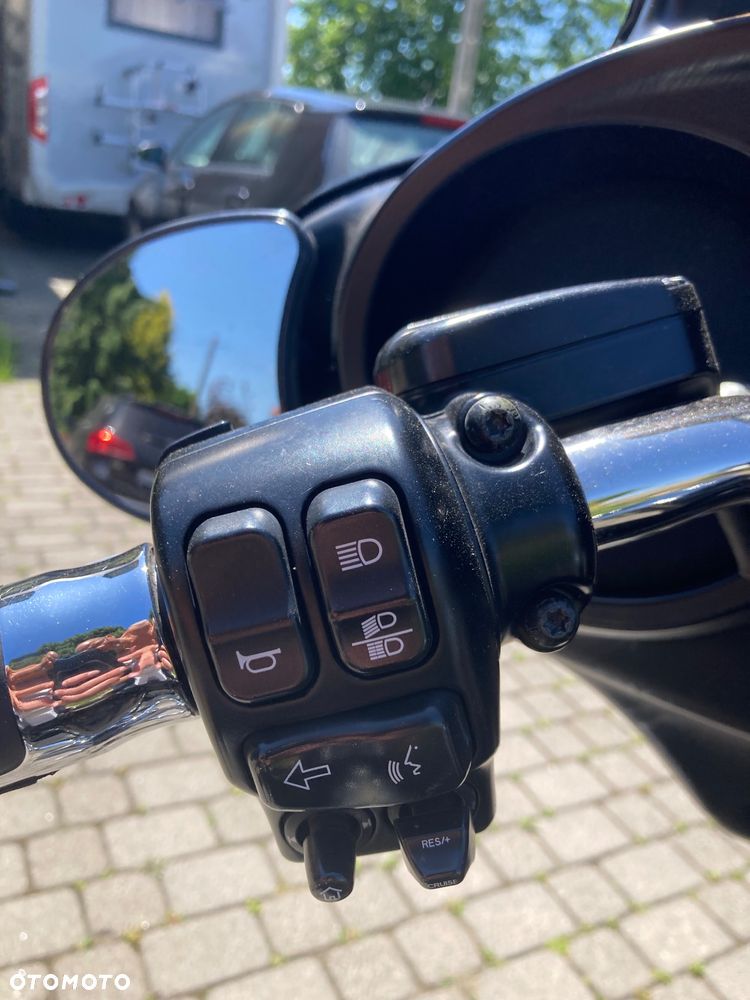 Harley-Davidson FLHXS Special - 7