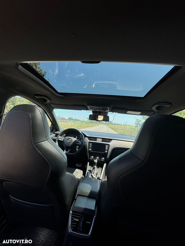 Skoda Octavia 2.0 TDI DSG 4X4 RS - 6
