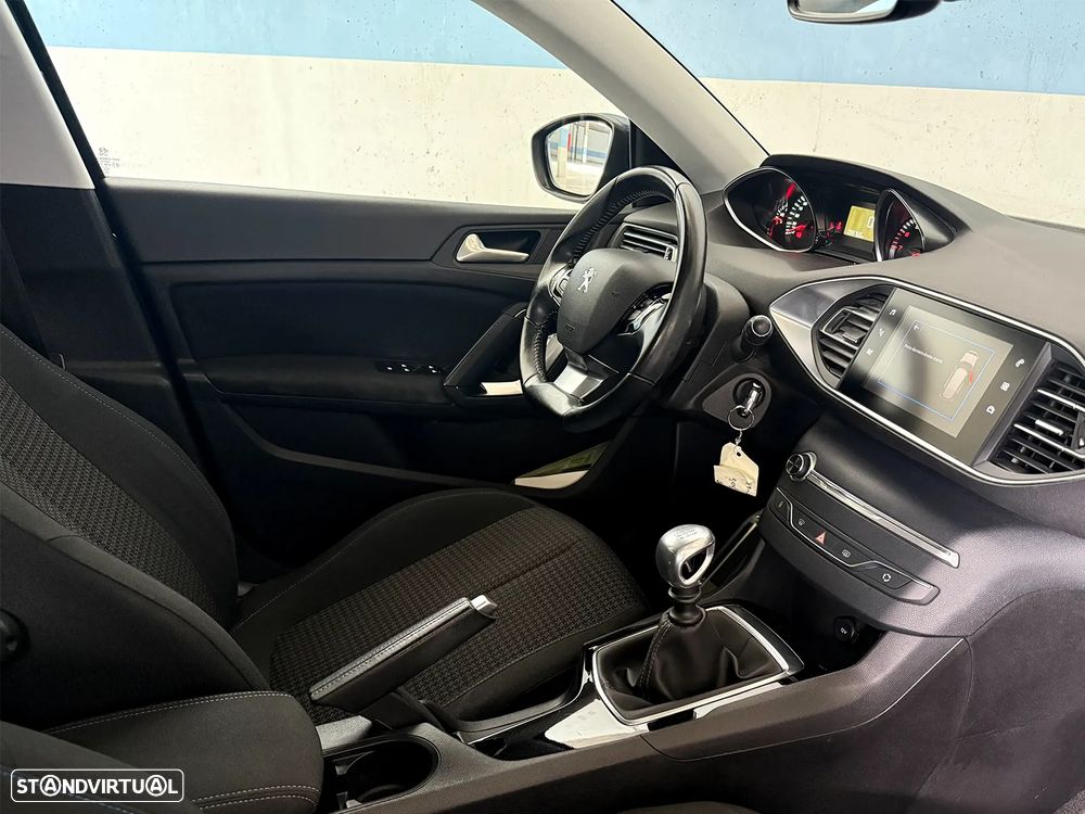 Peugeot 308 PureTech 130 Stop & Start Style - 6