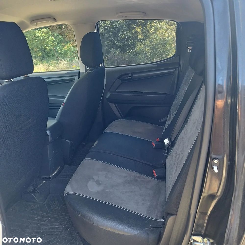 Isuzu D-Max 2.5 DC L - 12