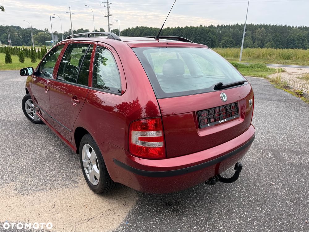 Skoda Fabia 1.4 16V Style - 4
