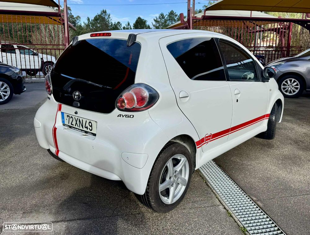Toyota Aygo 1.0 + AC - 4